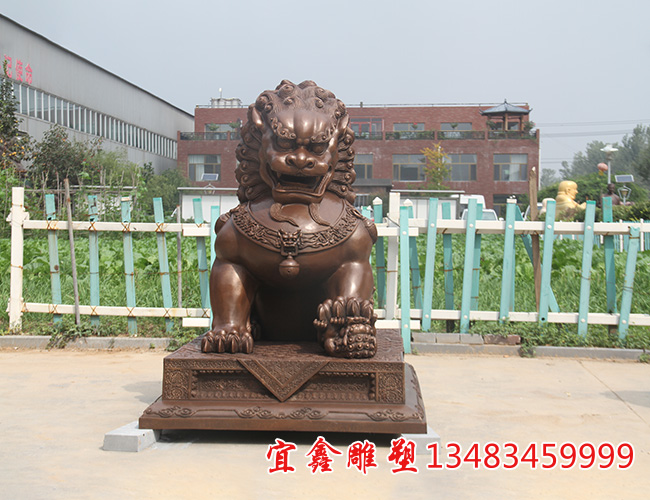 铜雕狮子